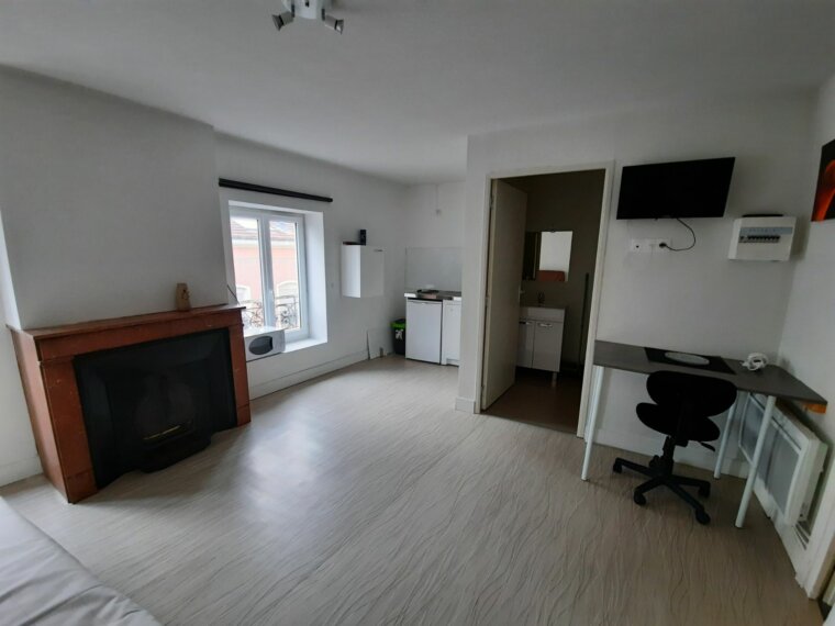 146 m²