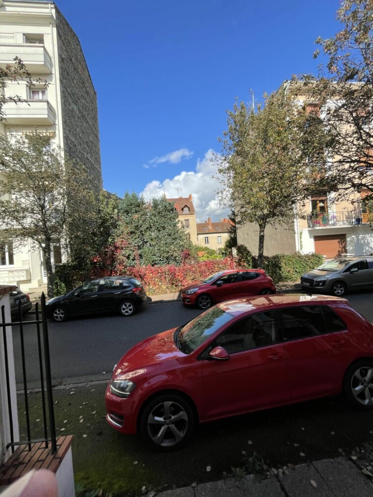 Terrain 261 m²