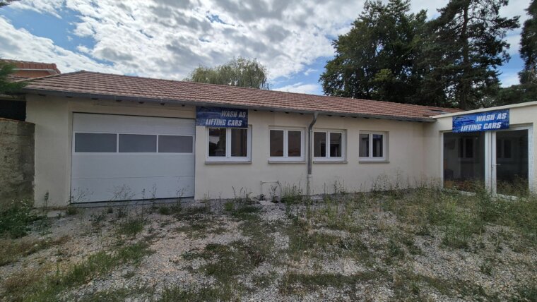 Commerce 120 m²