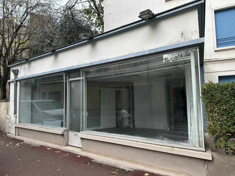 Commerce 50 m²